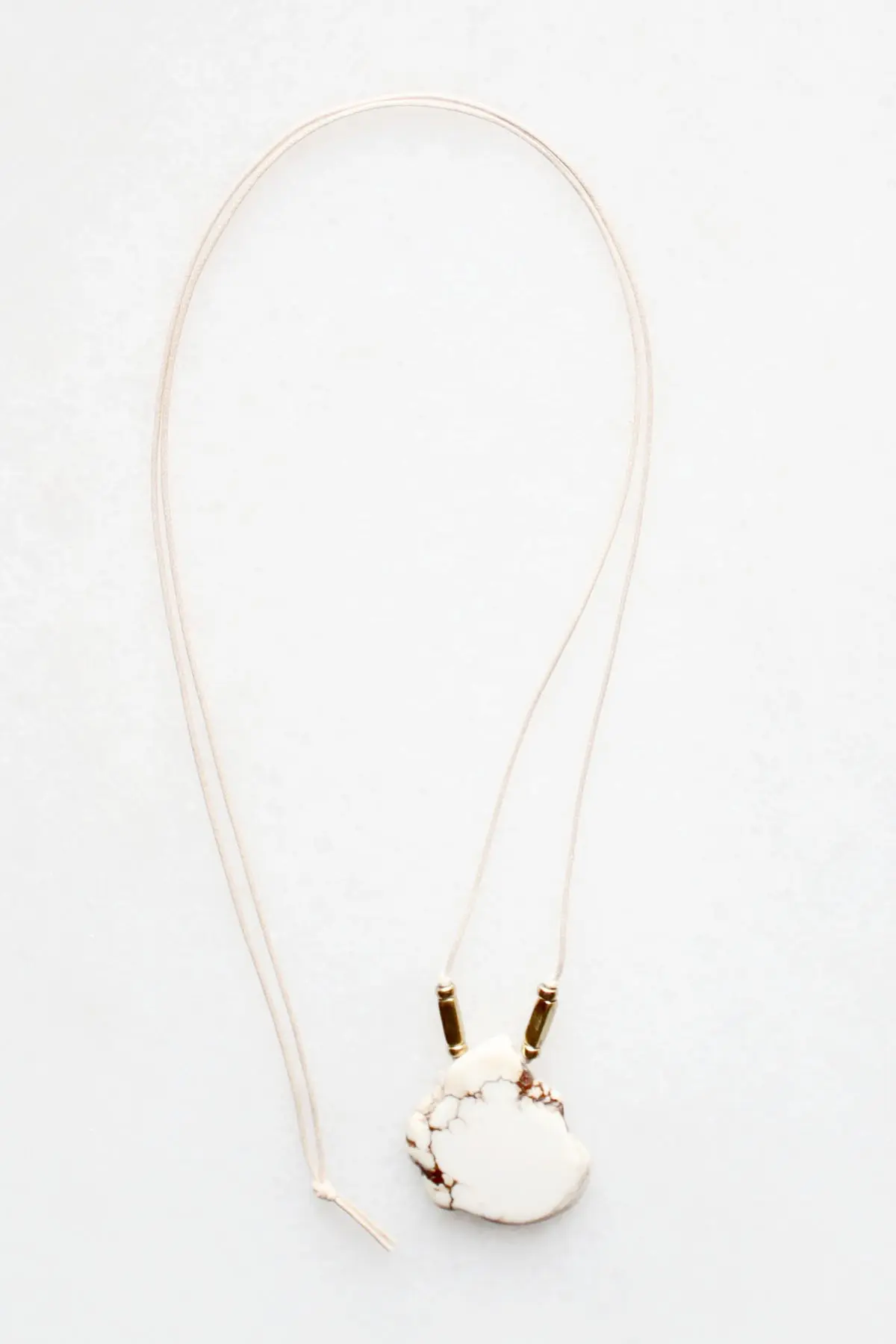 Magnesite and Cotton Necklace