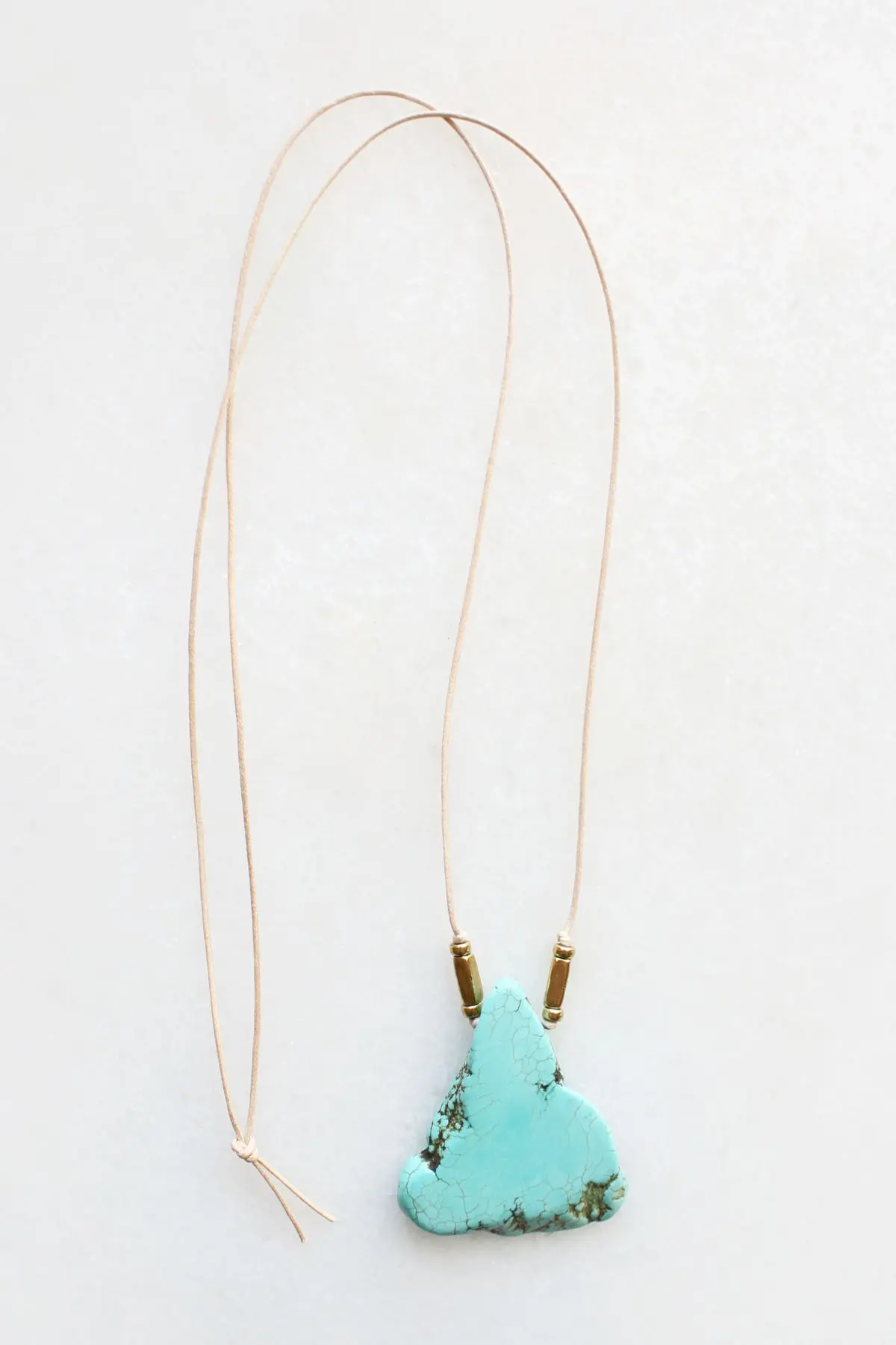 Magnesite and Cotton Necklace