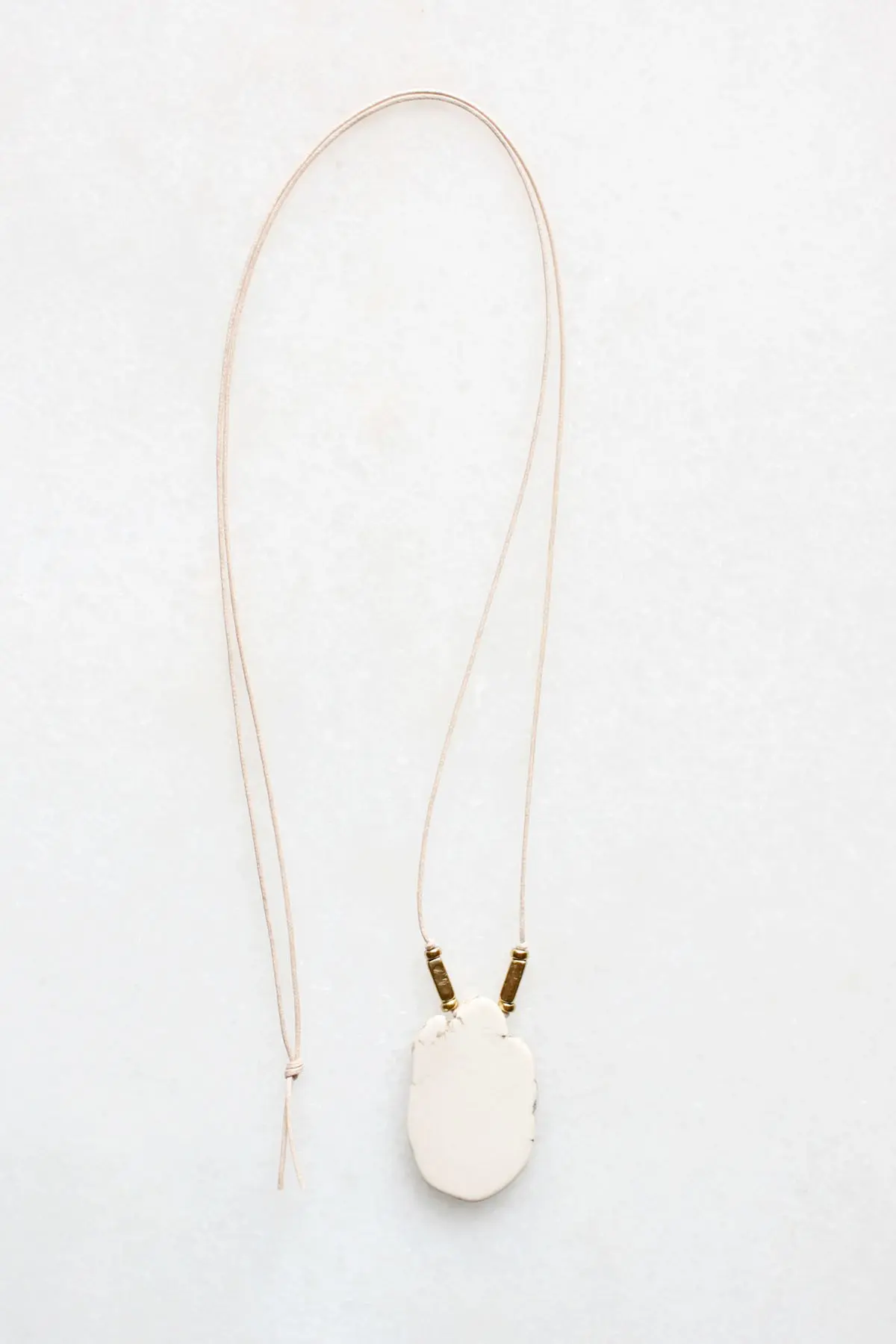 Magnesite and Cotton Necklace